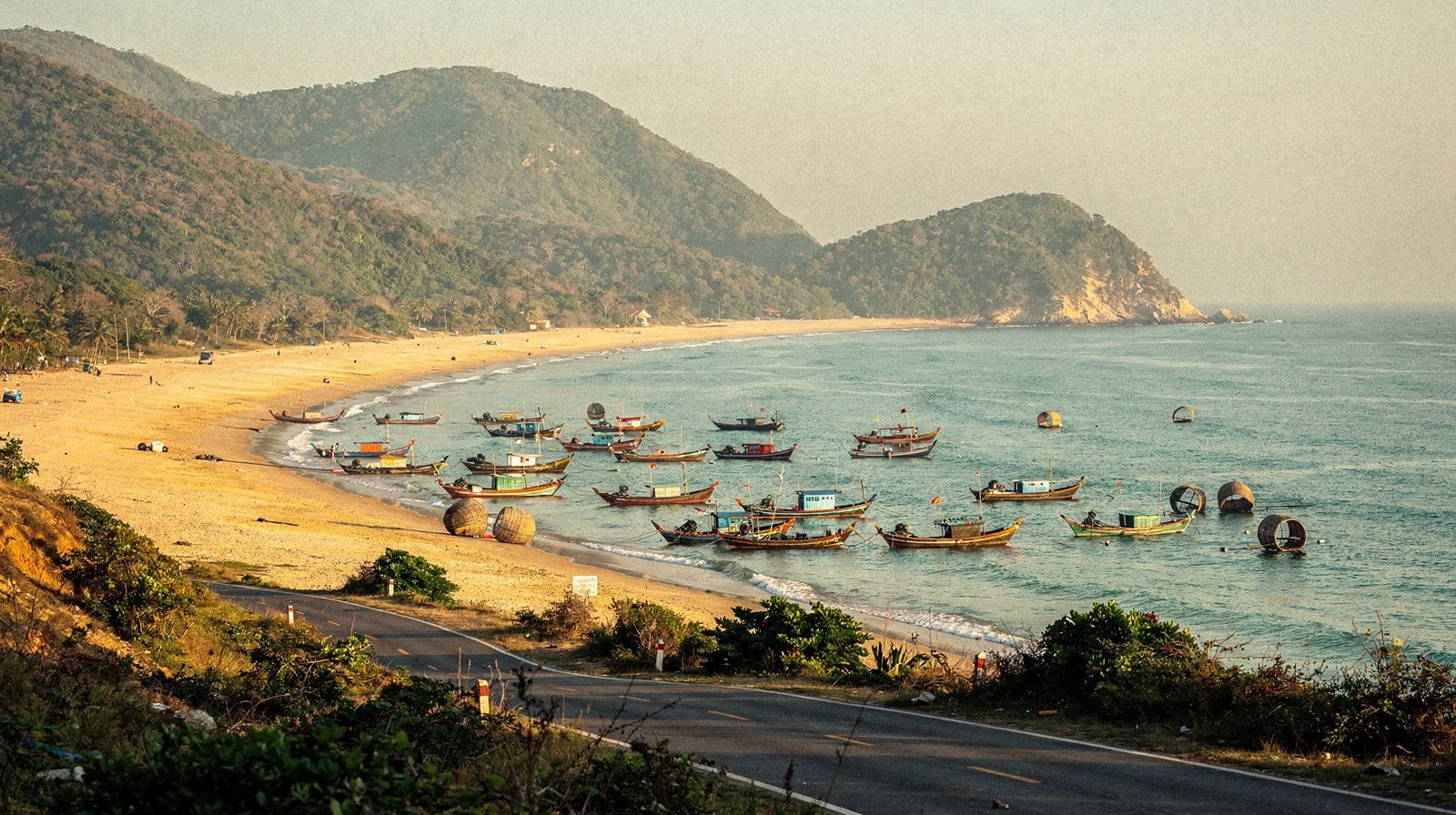 Central Vietnam: Hue, Phong Nha, Da Nang, Hoi An and the Coast