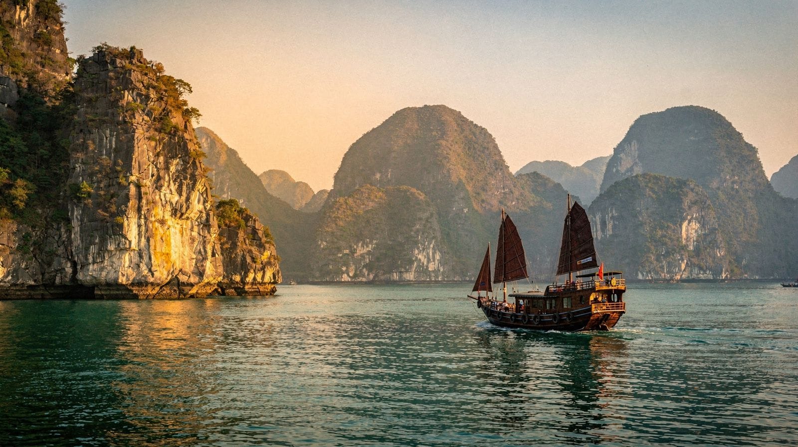 Ha Long Bay: Limestone Karst by Boat in Northern Vietnam