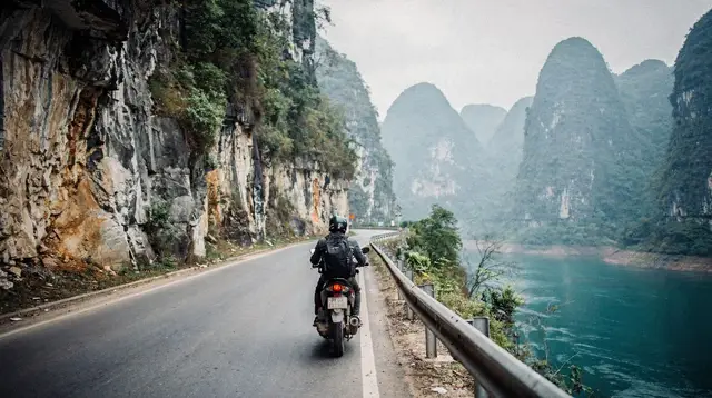 Cao Bang Loop Tours: Ban Gioc and the Quiet Border Country