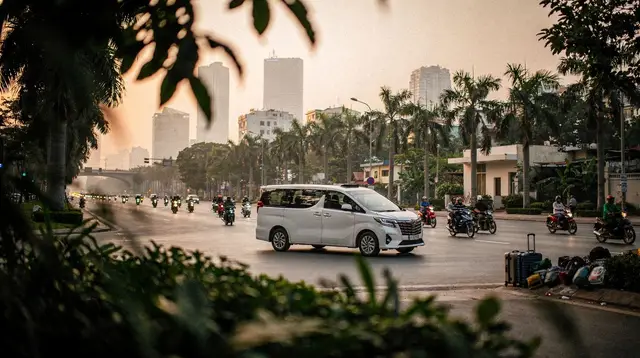 Da Nang Airport Transfers: Getting to the City, My Khe and Hoi An