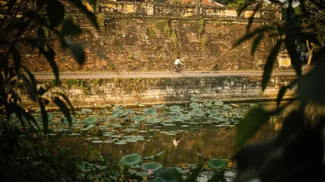 Hue City Tours: How to Choose Between Group, Private, Bicycle and Cyclo Visits
