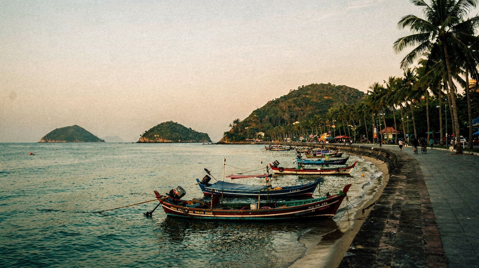 Nha Trang City Tours: Po Nagar, Pagodas, Markets and the Seafront