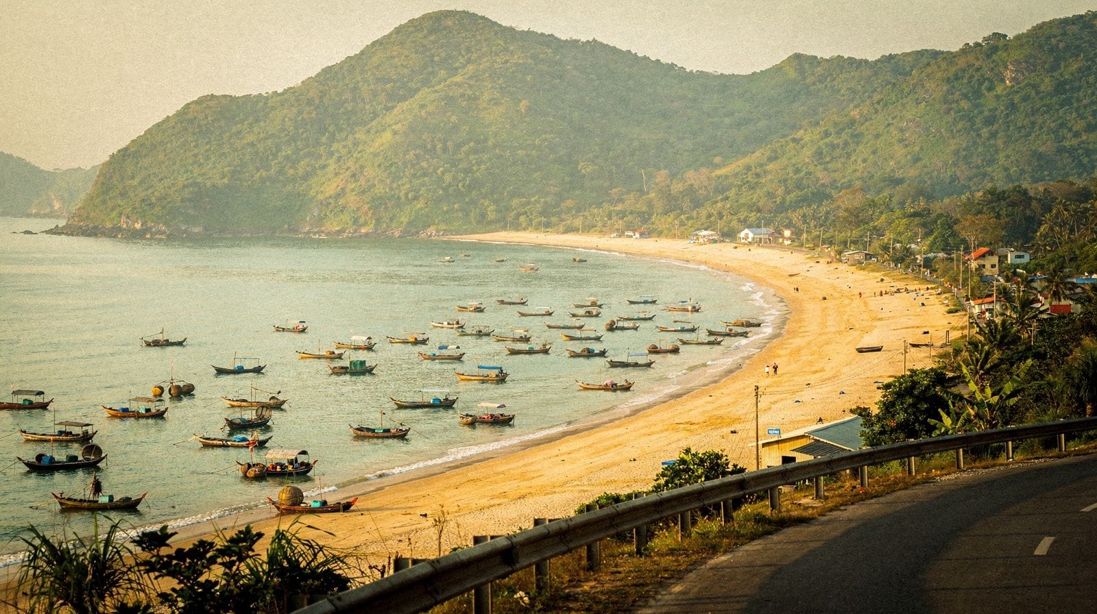 Central Vietnam in Five Days: Phong Nha, Hue, Da Nang and Hoi An