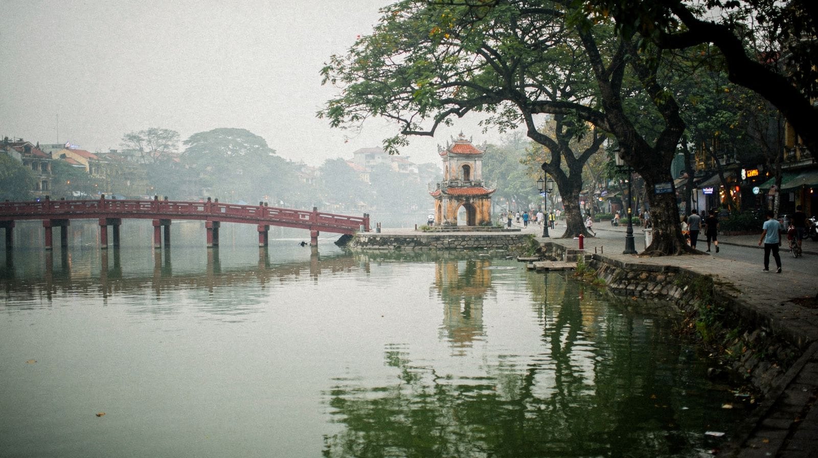 Vietnam in One Month: A Slow Budget Itinerary From Hanoi to Phu Quoc